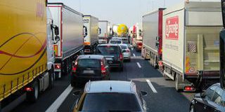 Crescita Record del Mercato dei Rimorchi e Semirimorchi a Settembre con un Aumento del 55,1%