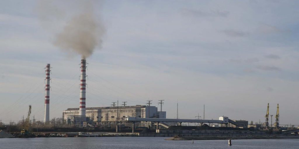 Forti gelate potrebbero causare 12 ore di blackout, avverte Ukrenergo