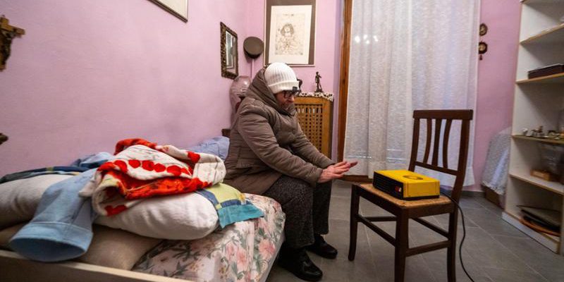 366 famiglie a Mirafiori senza riscaldamento, polizia interviene