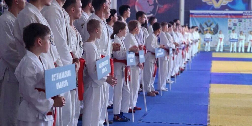 Астраханская команда на Кубке России по рукопашному бою завоевала золотые медали