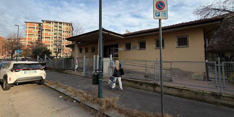 Chiusura del consultorio di ginecologia e pediatria a Mirafiori Nord: residenti protestano con barricadi