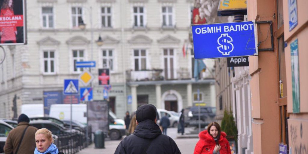 Aggiornamenti sui corsi valutari in Ucraina: stabilità dell'euro e del dollaro il 5 ottobre