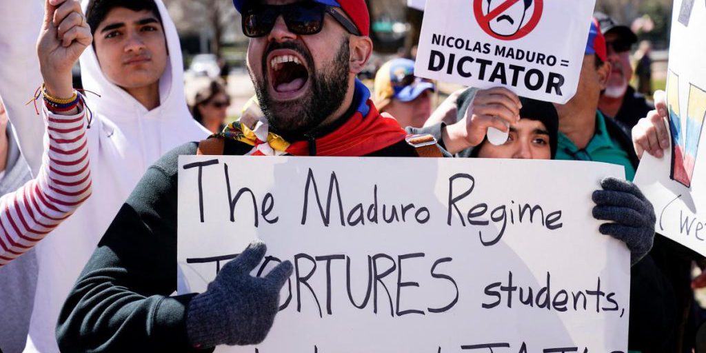 Gli Stati Uniti pronti a porre fine al regime di Maduro in Venezuela secondo fonti del New York Post
