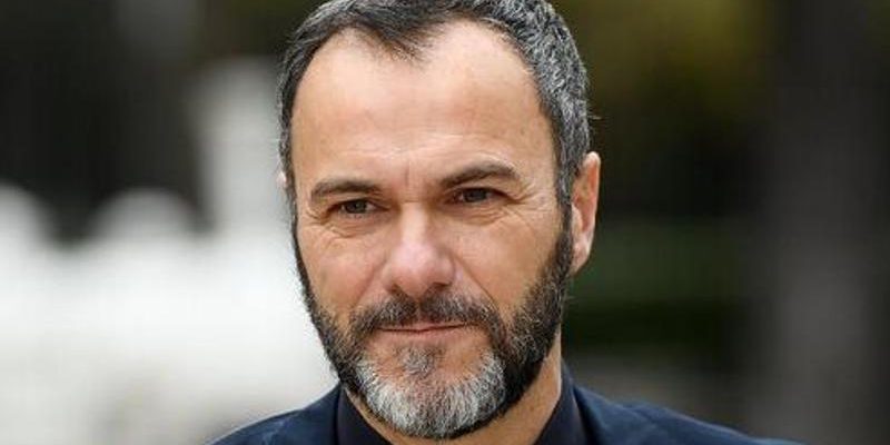 Teatro Carignano presenta “Malinconico” con Massimiliano Gallo fino al 4 gennaio