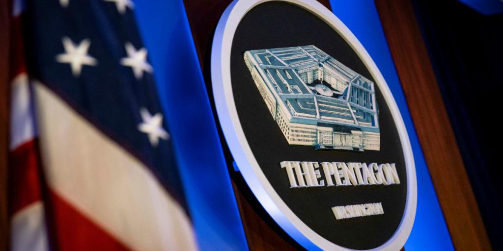 Пентагон выбрал свою противодроновую ракету: кого она победила