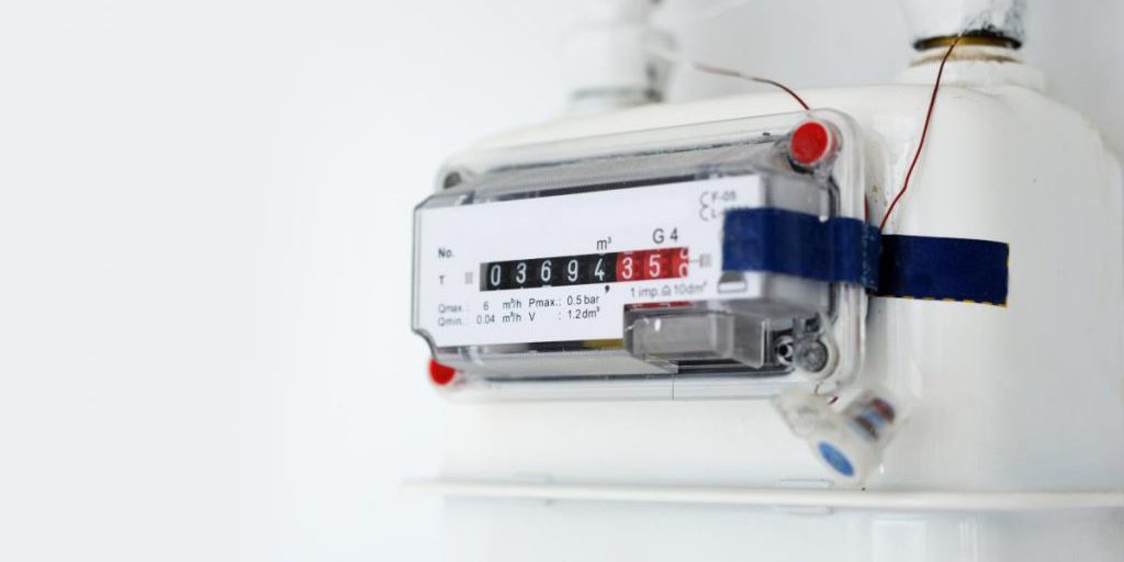 L'abitudine che fa salire le bollette di energia elettrica