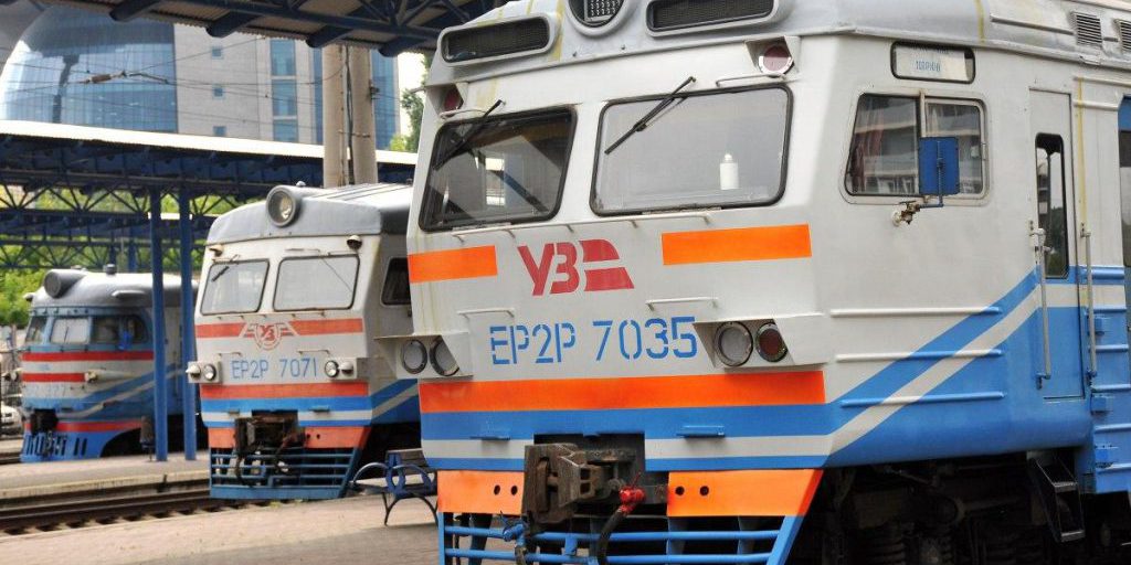 Limitazioni ai treni suburbani in Ucraina a causa di preoccupazioni per la sicurezza