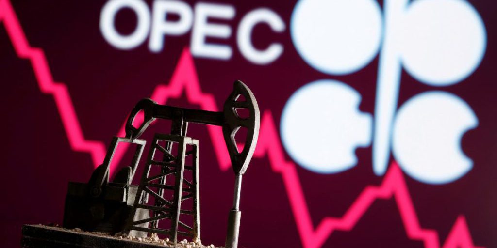 OPEC+ stabilisce nuovo livello di produzione per l'inizio del 2026