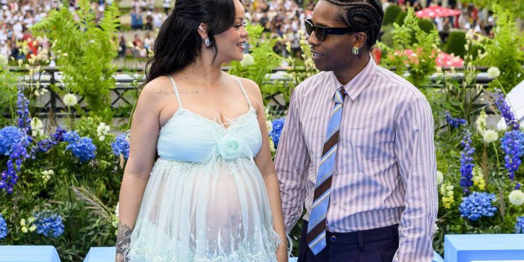 Рианна родила третьего ребёнка — девочку Роки Айриш