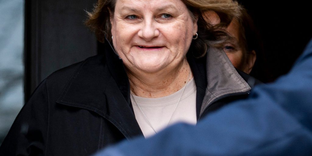 Giudice di Milwaukee accusata di aver aiutato un immigrato clandestino a sfuggire alle autorità: inizio del processo