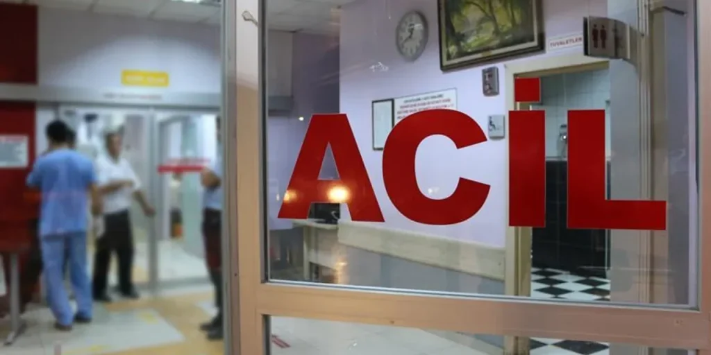 Bolu: 16enne si ferisce al ginocchio con un coltello