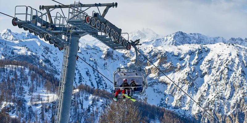 Bardonecchia riapre gli impianti sciatori il 6 dicembre: cosa sapere