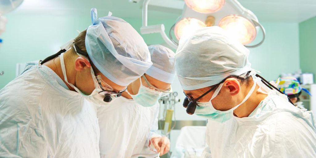 Sale Operatorie Colorate: Come la Scelta dei Colori delle Pareti Sta Cambiando il Volto della Medicina