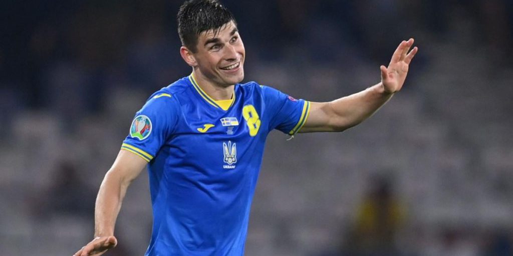 Малиновский возвращается в национальную сборную после годичного перерыва