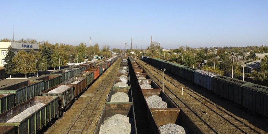 В Раде призвали УЗ повысить тарифы для грузов: руду, стройматериалы, уголь до сих пор перевозят "в минус"