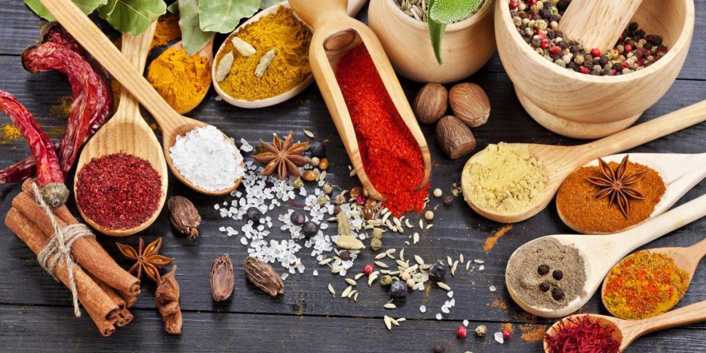 Как снизить сахар в крови: диетолог назвала специю, которую надо есть каждый день