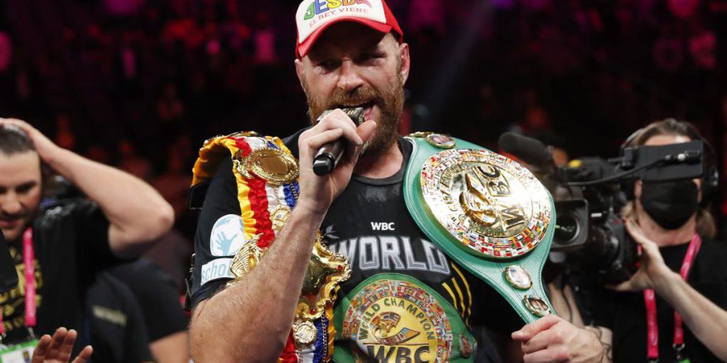 Tyson Fury torna in ring per sfidare il pugile russo Arslanbek Mahmudov