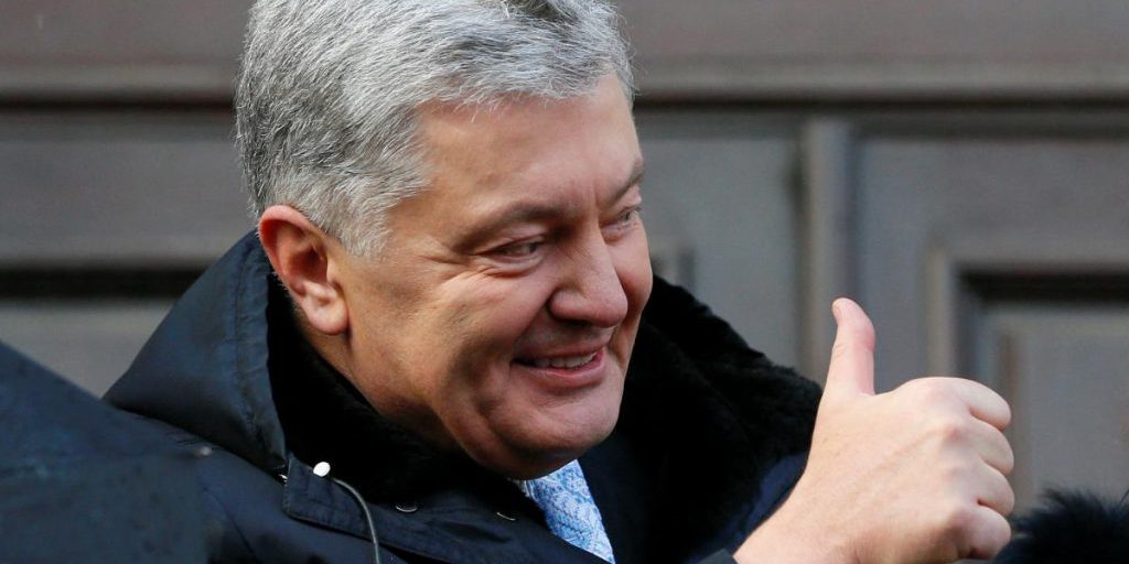 Scandalo politico in Ucraina: Petro Poroshenko accusato di pubblicità ingannevole sull'aiuto alle Forze Armate