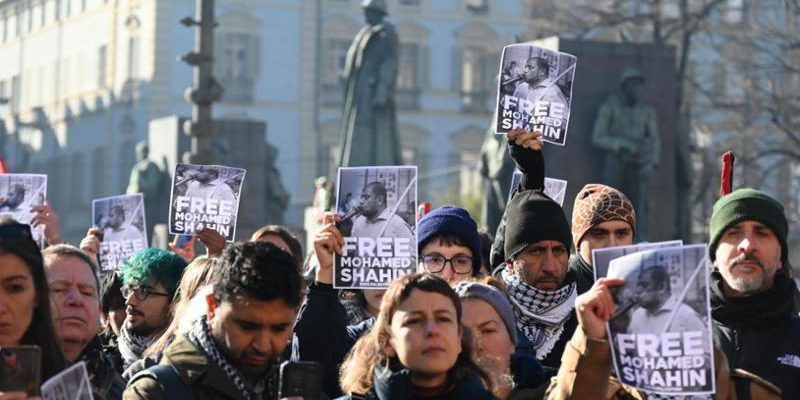 Manifestazione a San Salvario per difendere l'imam Mohamed Shanin: coinvolgono centrosinistra, Anpi e valdesi