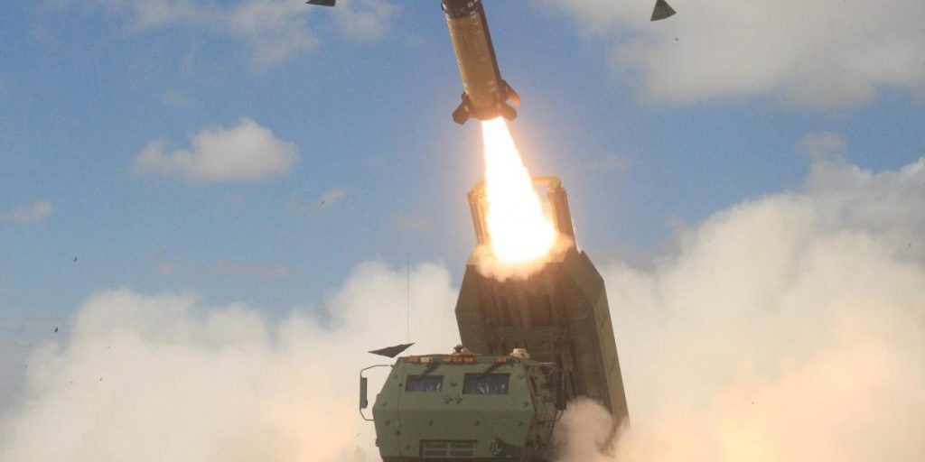 Северная Корея показала собственную реактивную систему HIMARS, - СМИ