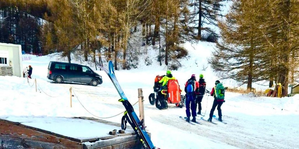 Valanga a Pragelato: escursionista recuperato dopo sei ore di soccorso