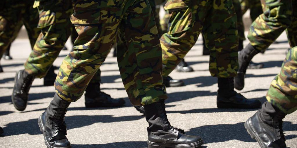 Putin firma decreto che prevede reclutamento militare continuativo in Russia per tutto l'anno