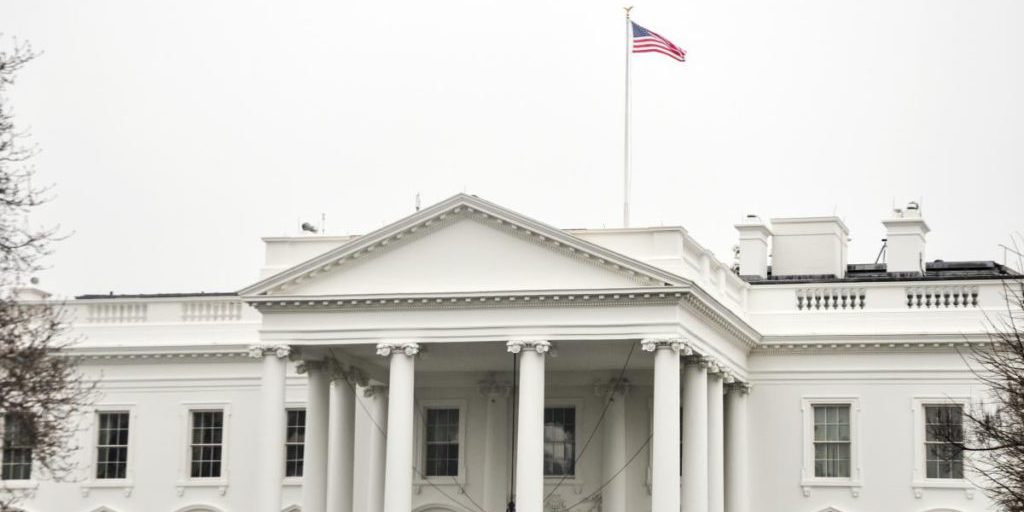 White House conferma la partecipazione dell'ambasciatore di Putin al piano di pace