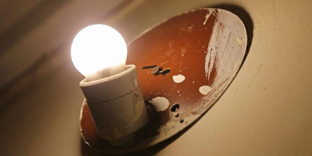 Графики отключений света на 23 октября изменились: у кого и когда будет темно