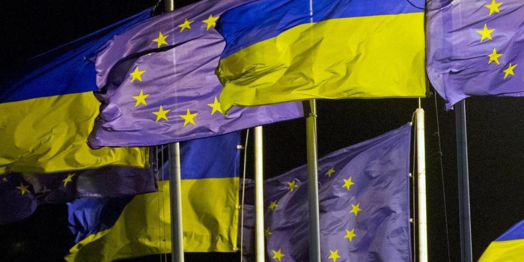 Ucraina verso l'adesione all'UE: il vice-primo ministro rivela i tempi della richiesta di adesione e le pressioni su Viktor Orbán