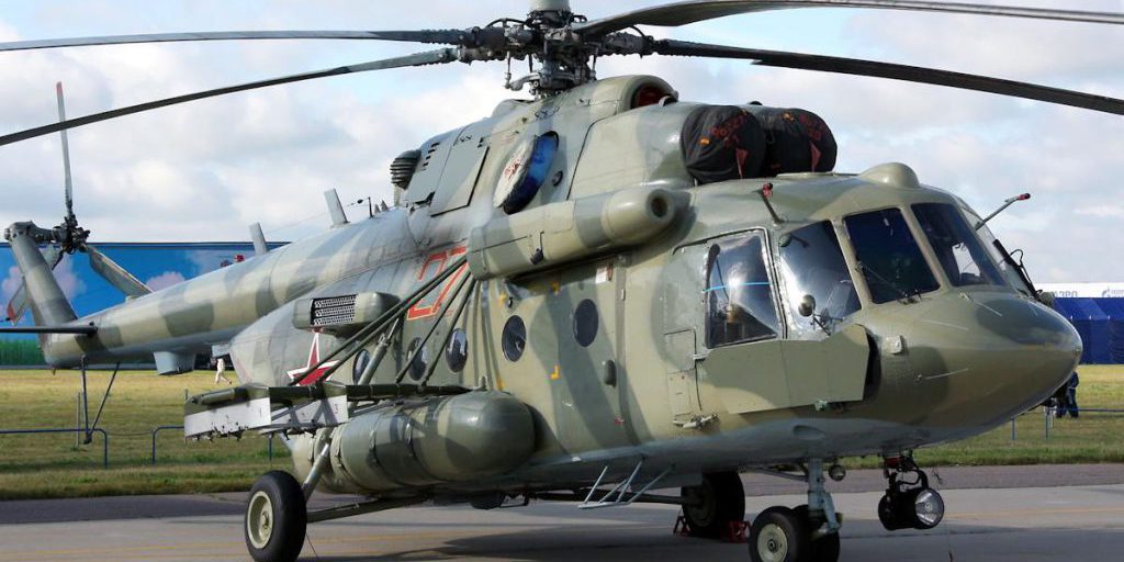 В России офицер Росгвардии вместе с мусором сжег и вертолет