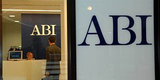 ABI Rinnova Contributo Straordinario delle Banche allo Stato: Impatto sull'Economia Italiana