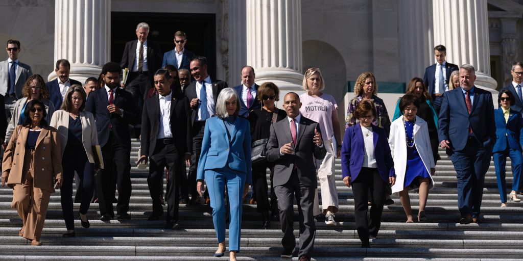 Trump’s Unilateral Spending Cuts Complicate Shutdown Deal