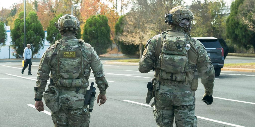 Border Patrol degli Stati Uniti in azione a Charlotte: ricerca di immigrati senza documenti