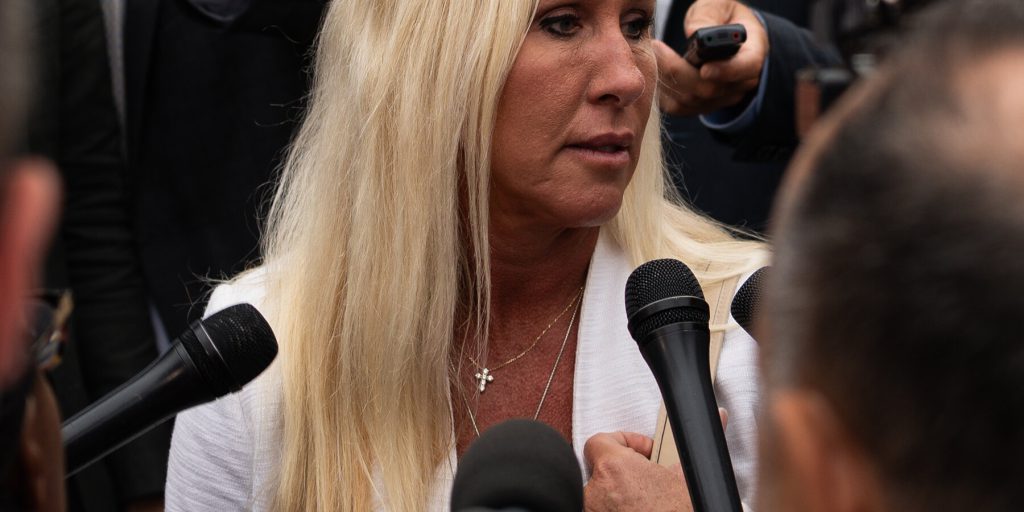 Marjorie Taylor Greene: fedeltà a Trump ma fermezza sull’indagine Epstein