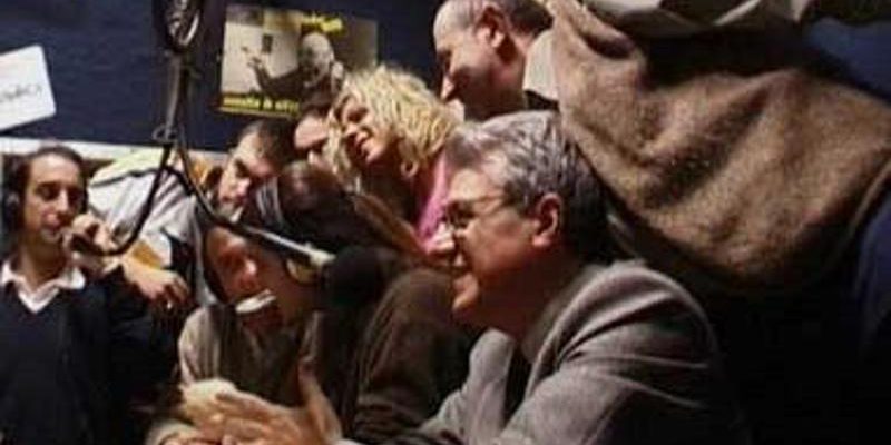 Radio Torino Popolare compie 22 anni: la voce indipendente della città tra storia e impegno sociale