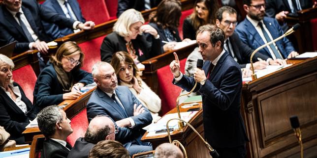 Riforma delle pensioni in Francia: il governo annuncia la sospensione della riforma per rassicurare le opposizioni