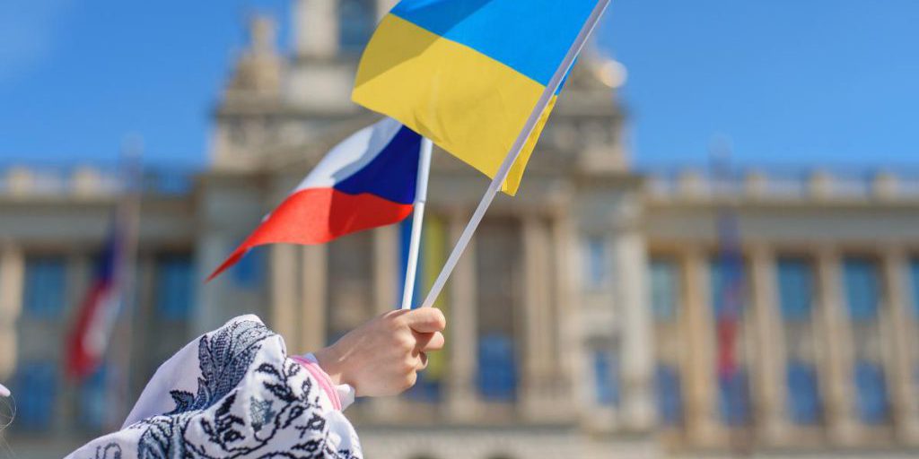 Смена власти в Чехии является тревожной новостью для Украины, - The Economist