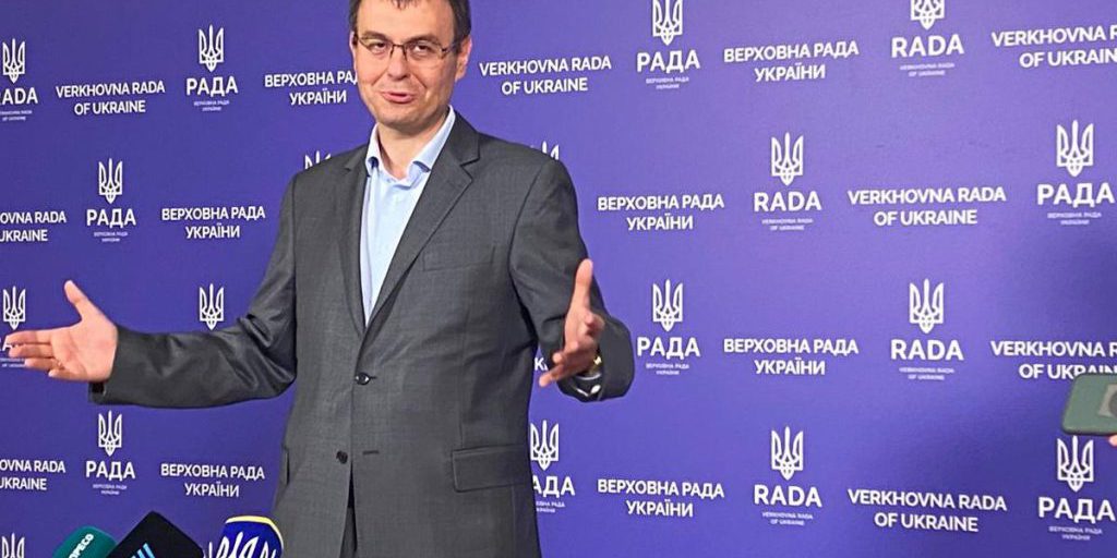 Вся суть работы Гетманцева - в самопиаре и уничтожении экономики, - военный