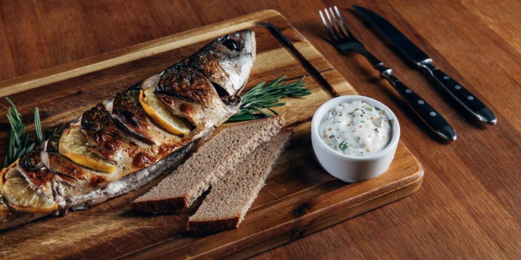 Шеф-повар посоветовал никогда заказывать рыбу в ресторане по понедельникам, и вот почему