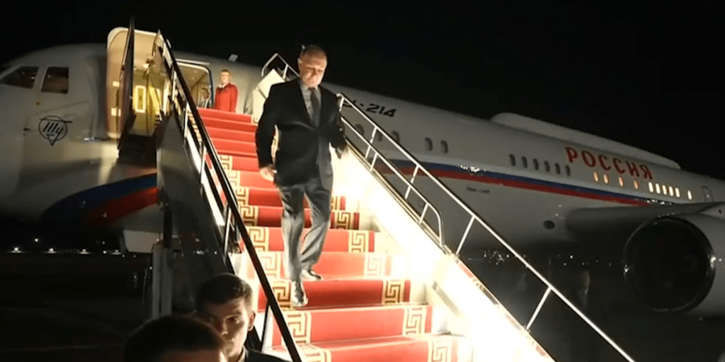 Составит 5000 км: СМИ раскрыли, каким маршрутом полетит Путин в Будапешт