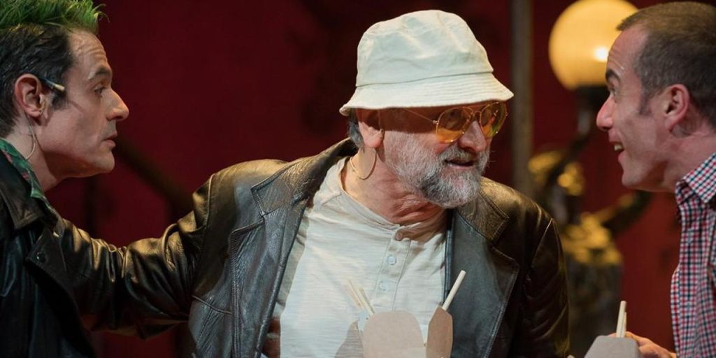 Il Teatro come Rifugio: Popolizio porta in scena "Ritorno a casa" al Carignano di Torino