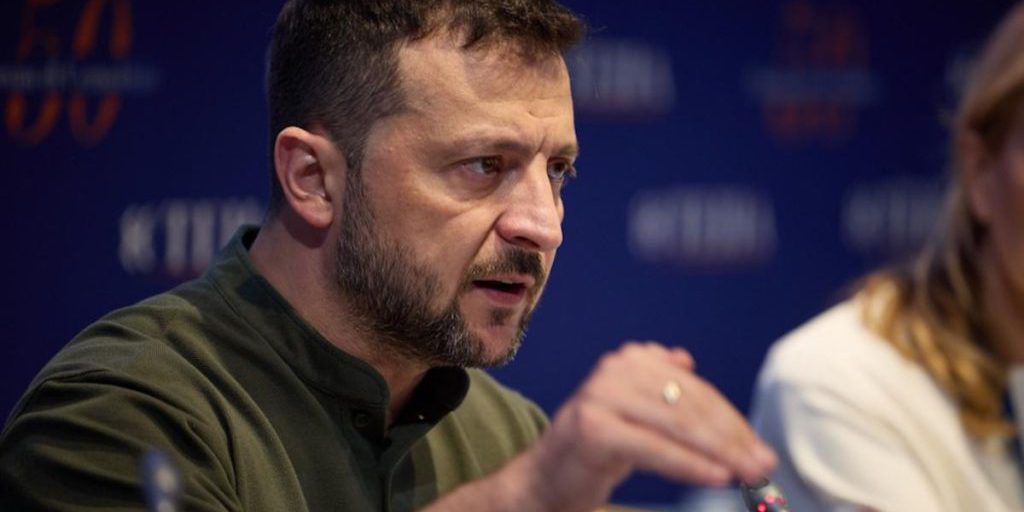 Ноль реальной реакции мира: Зеленский отреагировал на российскую атаку по Украине