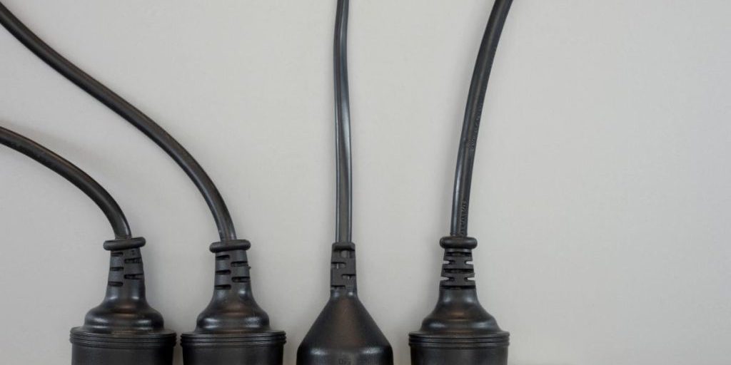 Можно ли подключать удлинитель к удлинителю: одна ошибка может лишить дома