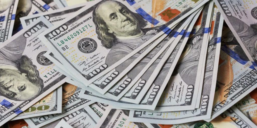 Previsione del valore di 100 dollari in Ucraina fino al 21 dicembre