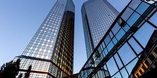 Deutsche Bank, Standard Ethics alza rating ESG con outlook positivo