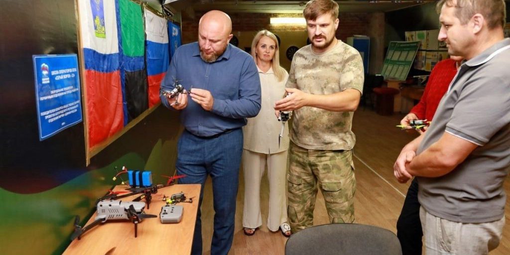 В Грайвороне началось обучение молодежи управлению БПЛА