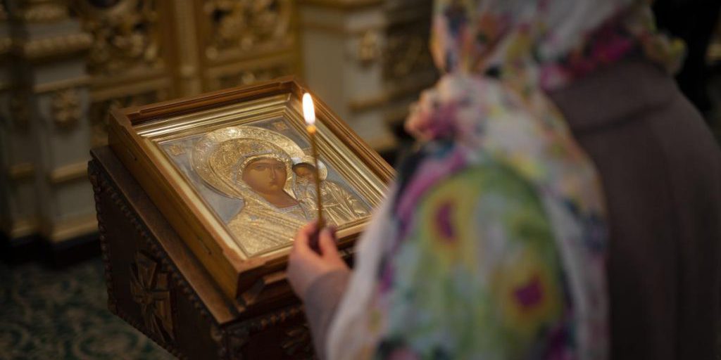 24 октября: церковный праздник сегодня, в чем помогает икона "Всех скорбящих радость"