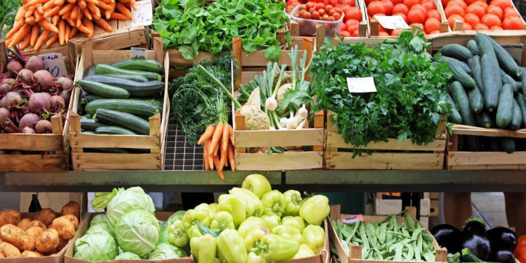 Популярные овощи и фрукты в Украине значительно подорожали: что и сколько теперь стоит