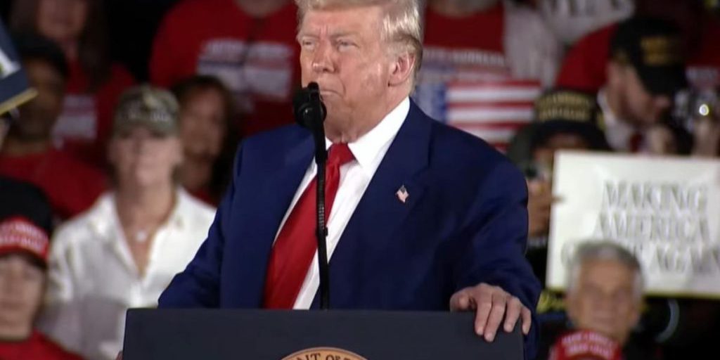 В США среди республиканцев больше сторонников помощи Украине, чем среди демократов, - опрос