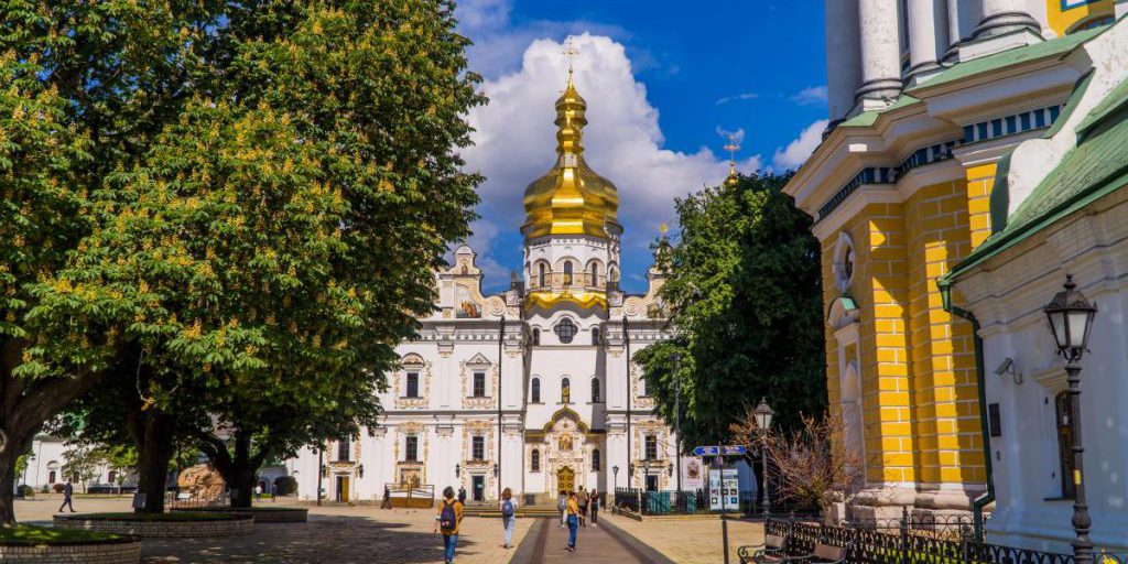 Покрова, Дмитрия и родительская суббота: церковный календарь на октябрь 2025